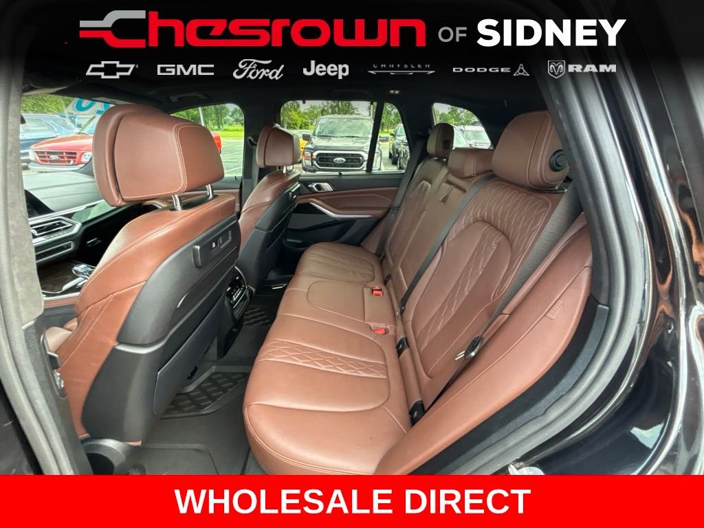 Used 2020 Black Sapphire Metallic BMW xDrive40i image 29