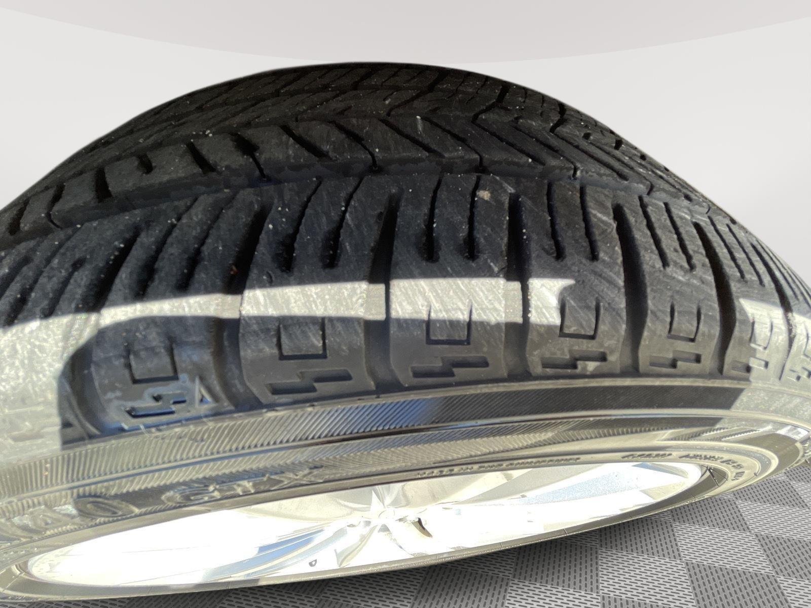 Used 2012 Ice Silver Metallic Subaru 2.0i Limited image 15