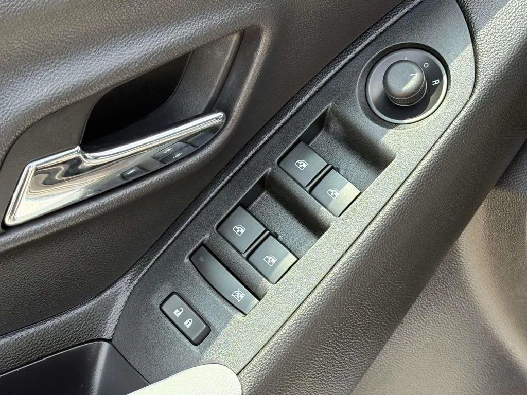 Used 2019 Silver Ice Metallic Chevrolet LS image 24