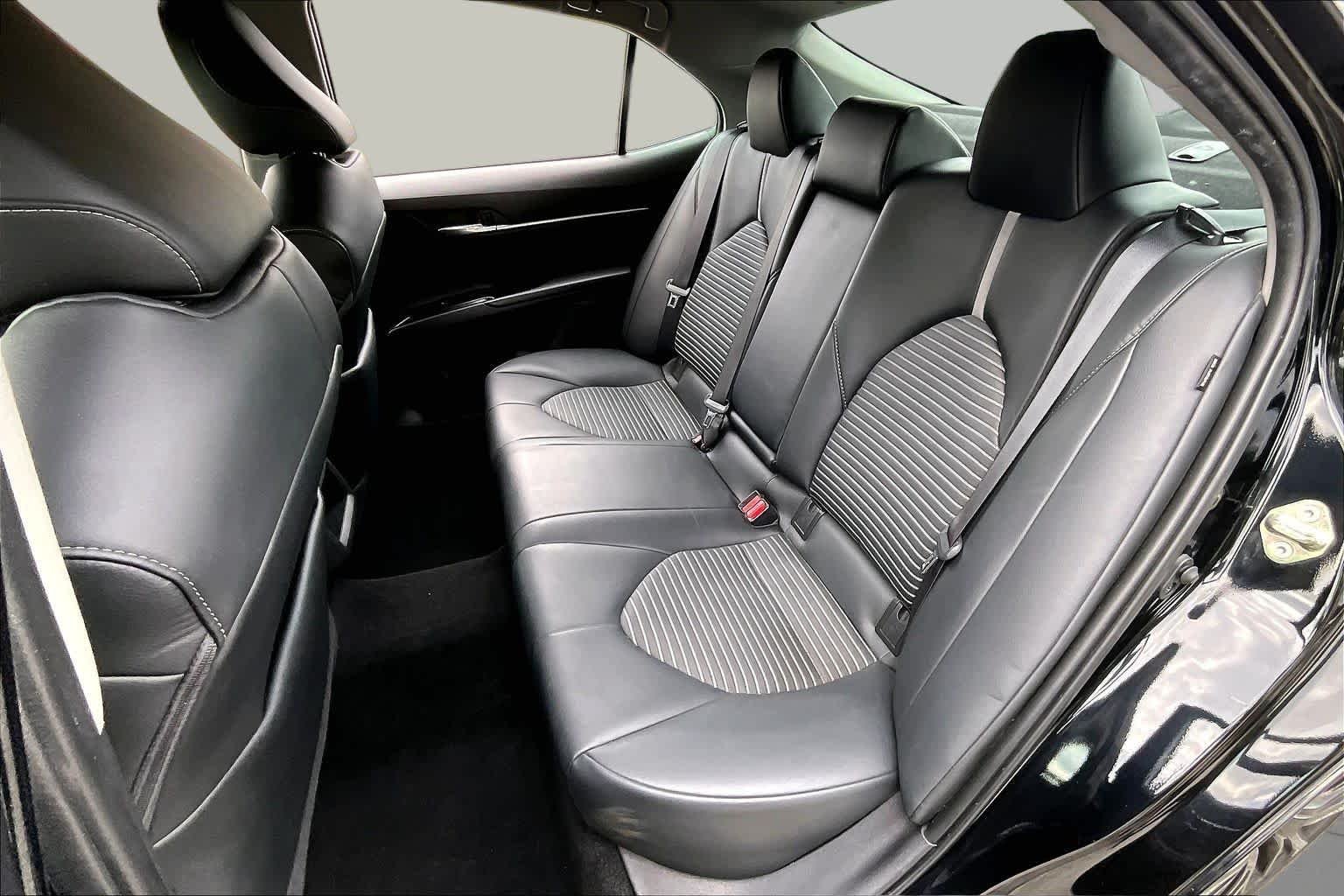 Used 2020 Midnight Black Metallic Toyota SE Nightshade image 19