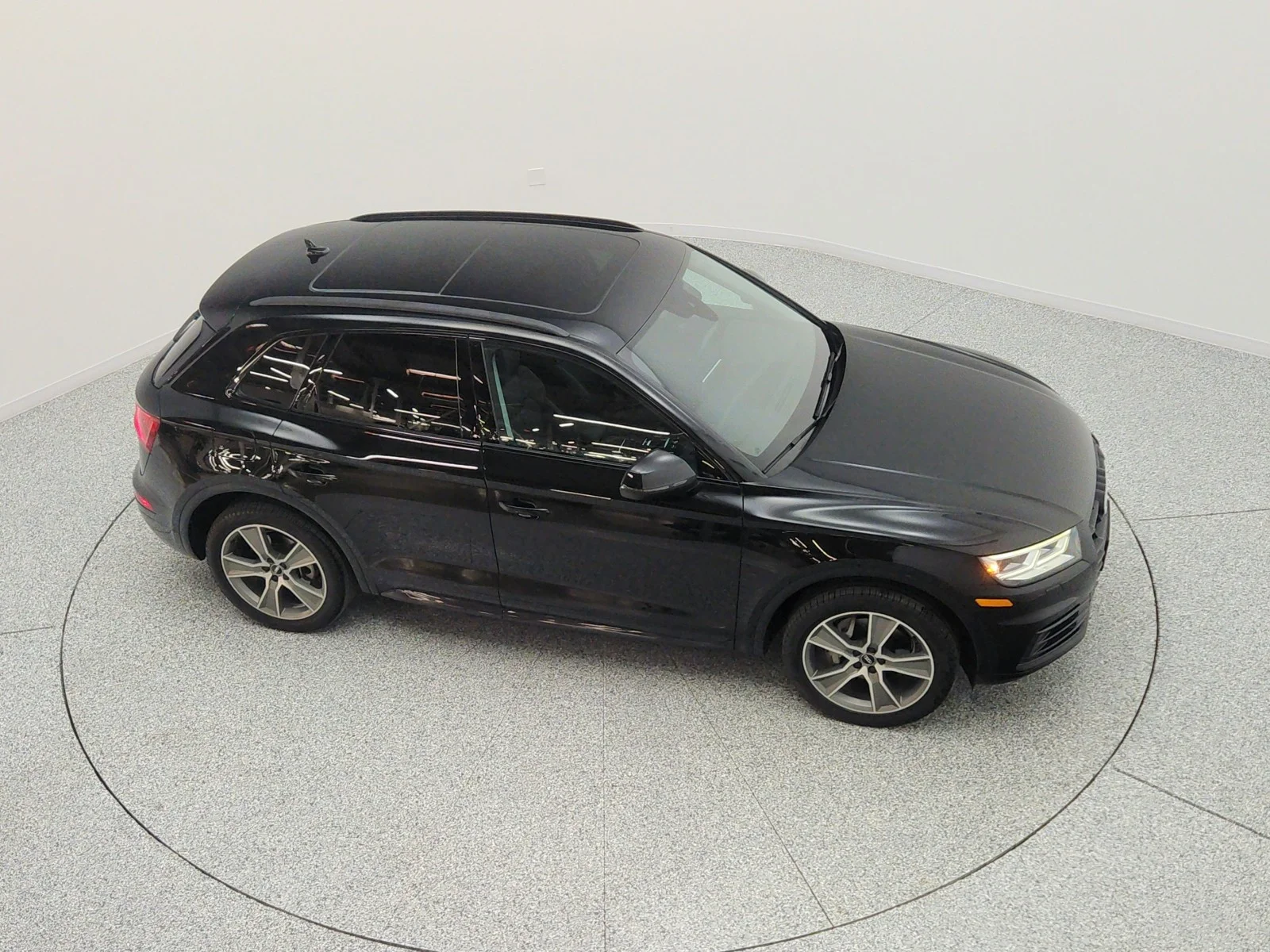 Used 2019 Mythos Black Metallic Audi Premium Plus 45 TFSI quattro image 25