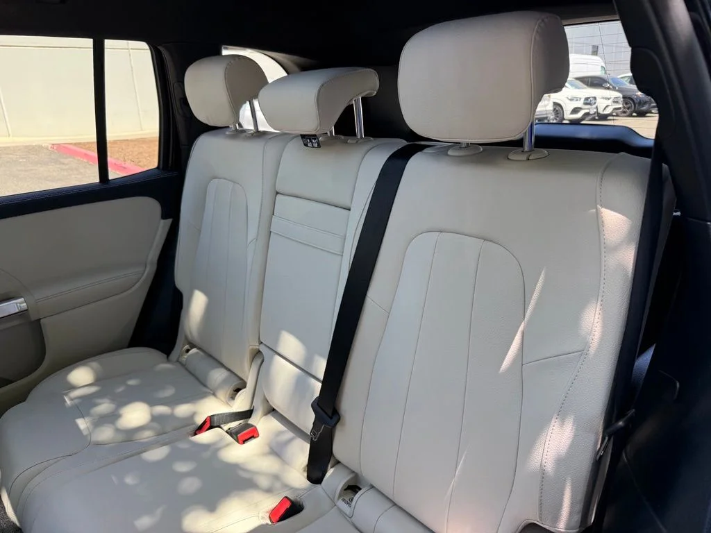 New 2026 Black Mercedes-Benz GLB 250 image 13