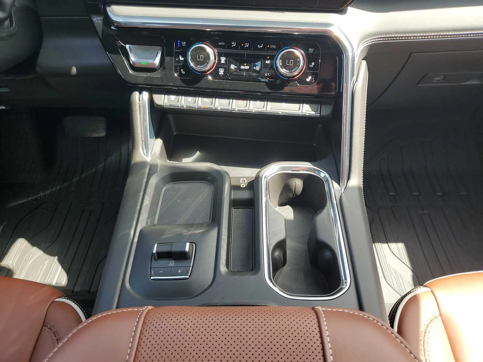 New 2026 Onyx Black GMC Denali Ultimate image 19