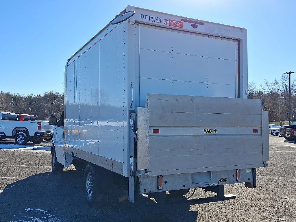 Used 2023 Summit White Chevrolet Work Van image 9