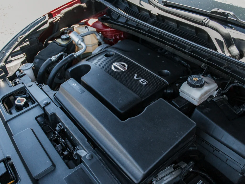 Used 2019 Red Nissan S image 26