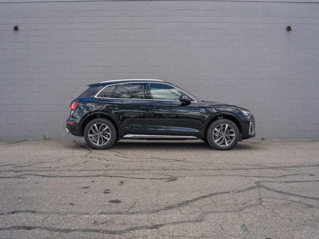 Used 2023 Black Audi 45 S line Prestige image 8