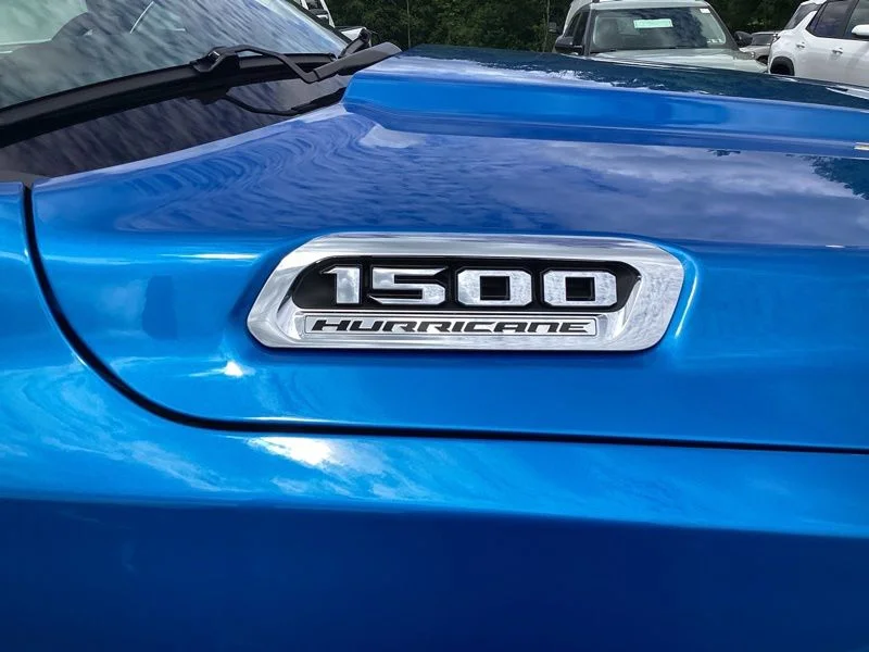 New 2026 Hydro Blue Pearl-Coat Exterior Paint RAM Big Horn/Lone Star image 11