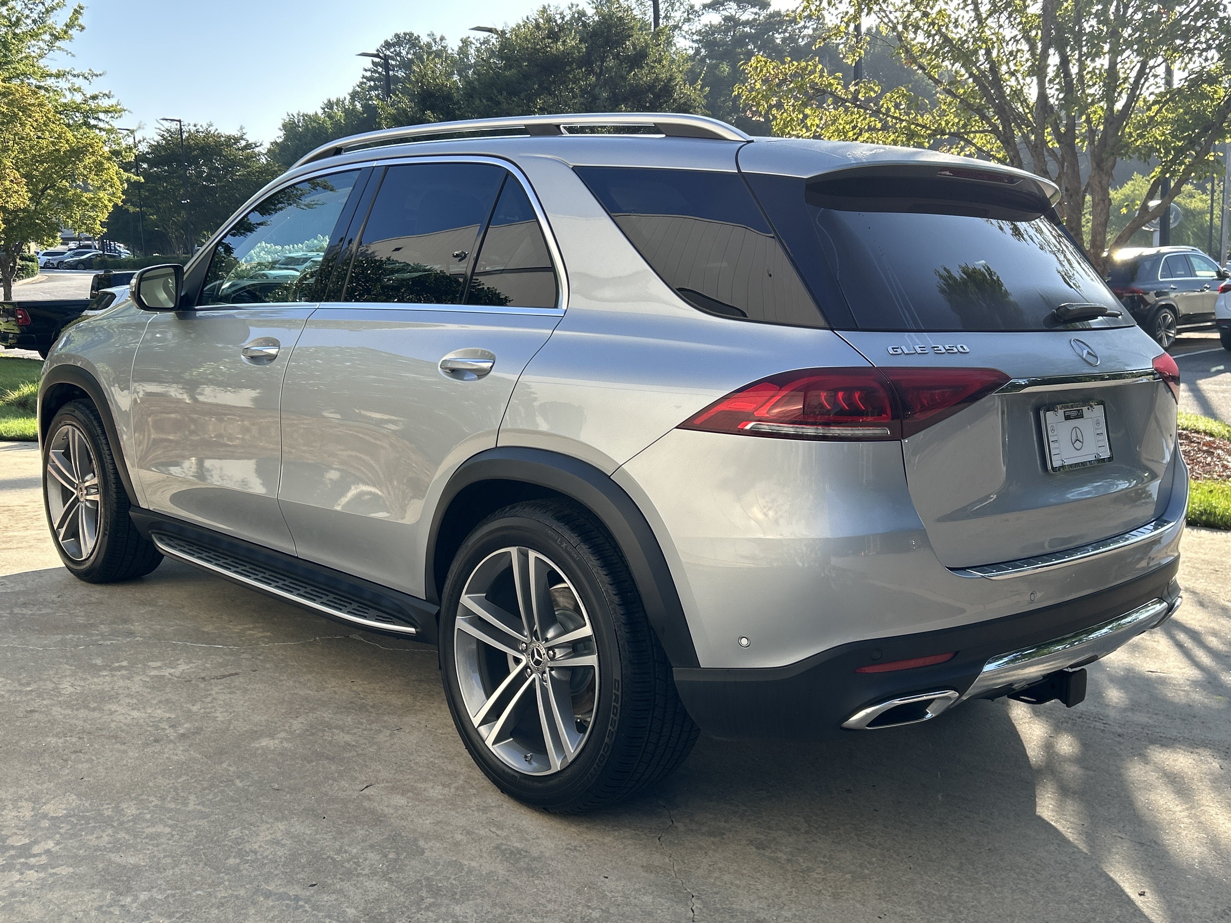 Certified Used 2022 Cirrus Silver Metallic Mercedes-Benz GLE 350 SUV image 12
