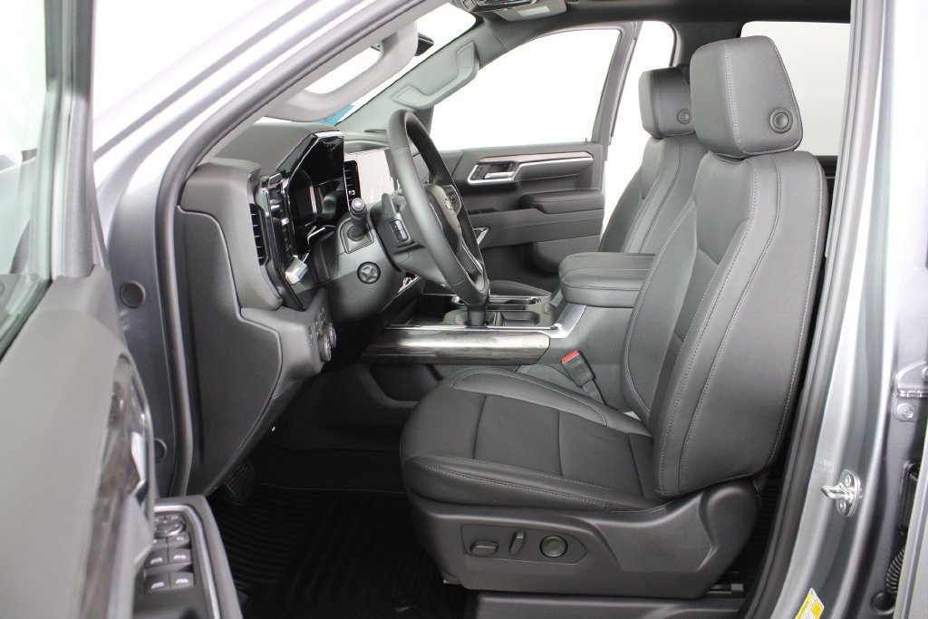 2026 Chevrolet Silverado 1500 LTZ - Photo 24