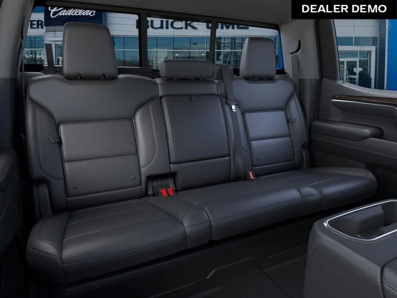 Used 2026  GMC Elevation image 17