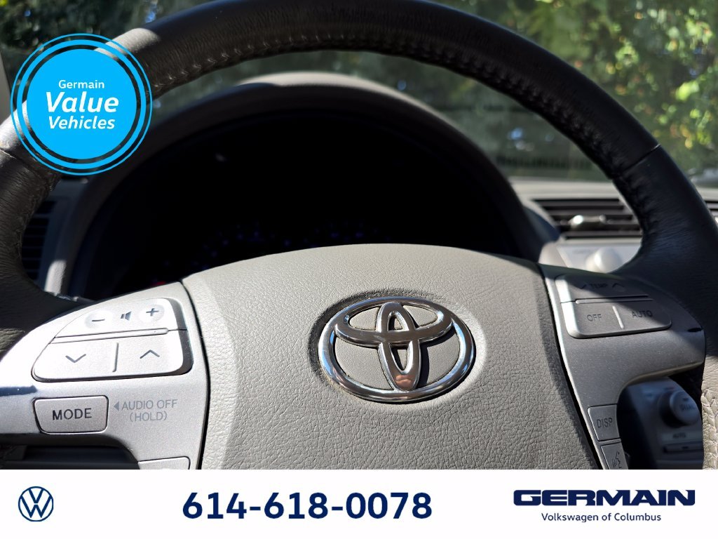 Used 2010 Red Toyota SE image 19