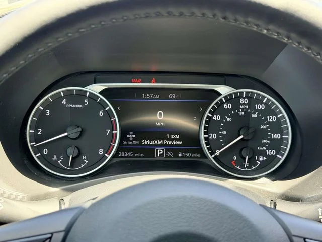 Used 2024  Nissan SV image 23