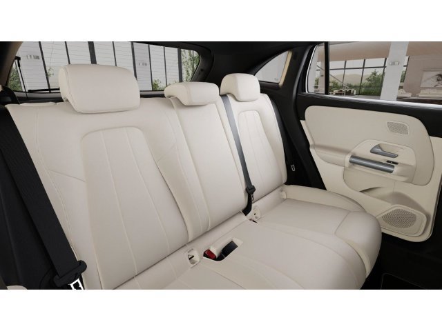 New 2026 Night Black Mercedes-Benz GLA 250 image 6