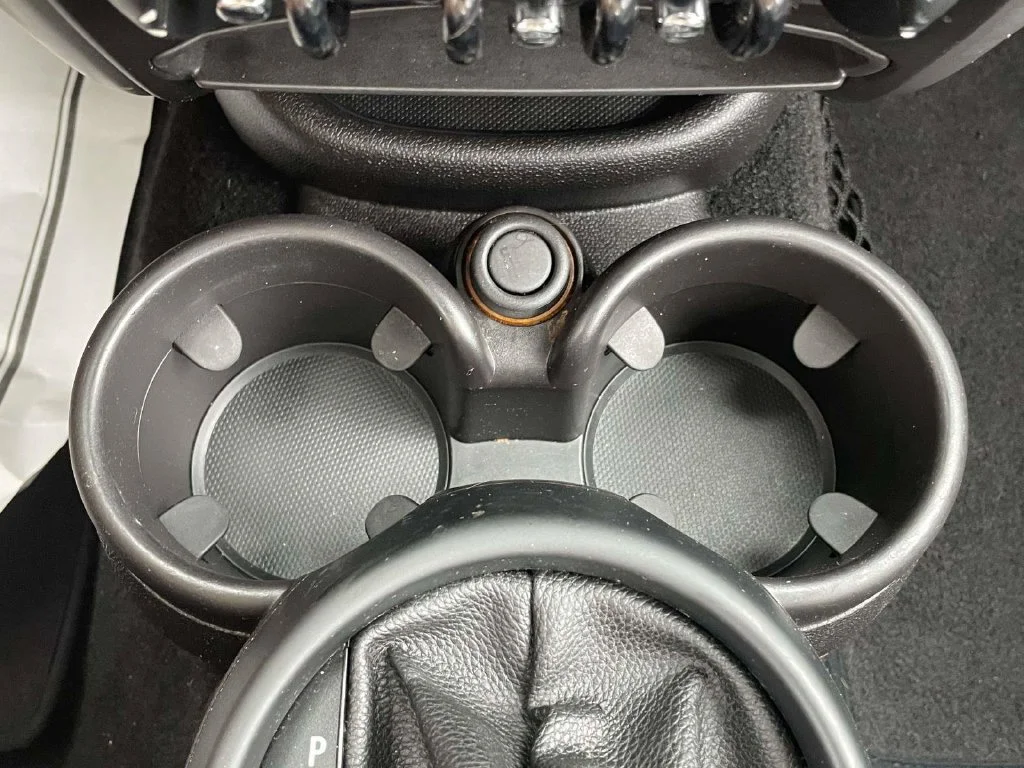 Used 2013 Blue MINI Base image 18