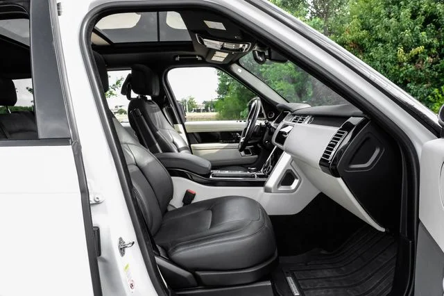 Used 2019 White Land Rover 5.0L V8 Supercharged image 45