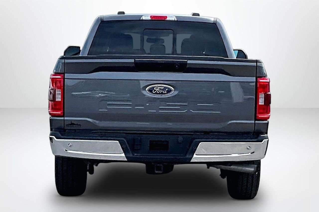 Used 2023 CARBONIZED GRAY METALLIC Ford XLT image 7