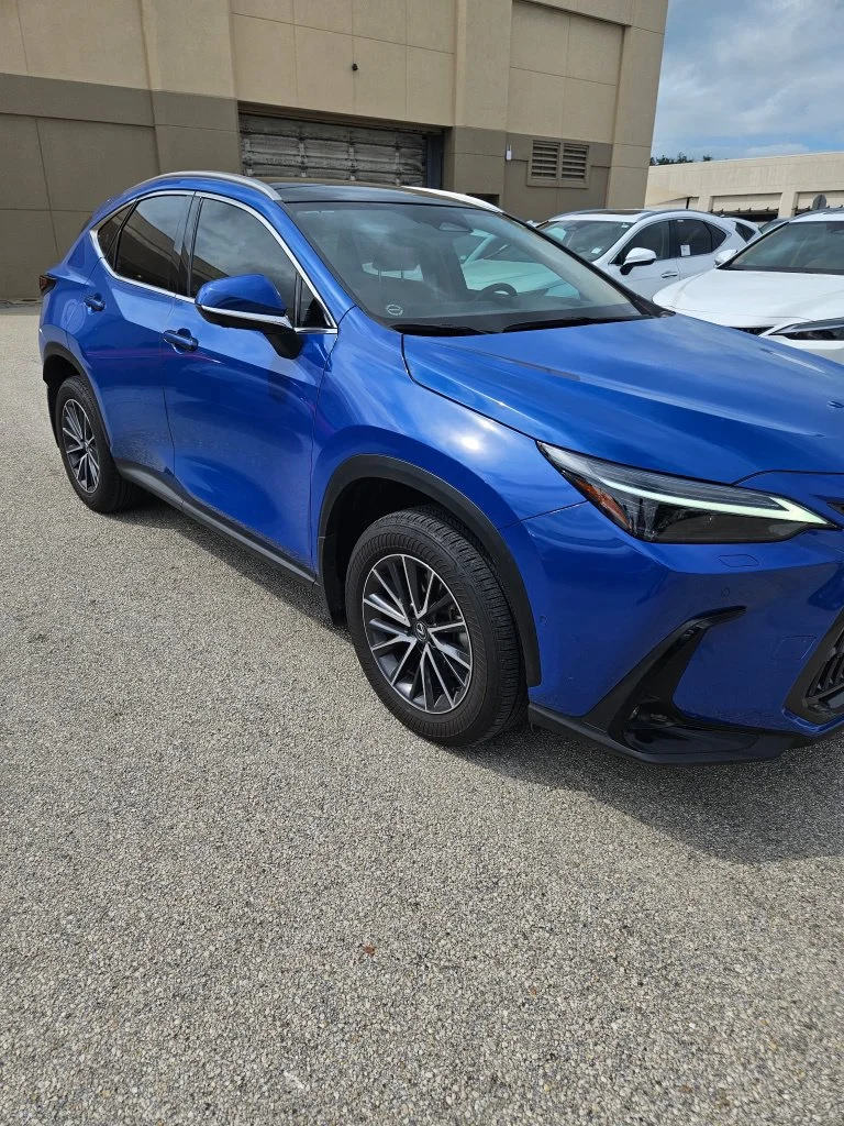 Used 2025  Lexus 350h Luxury image 21