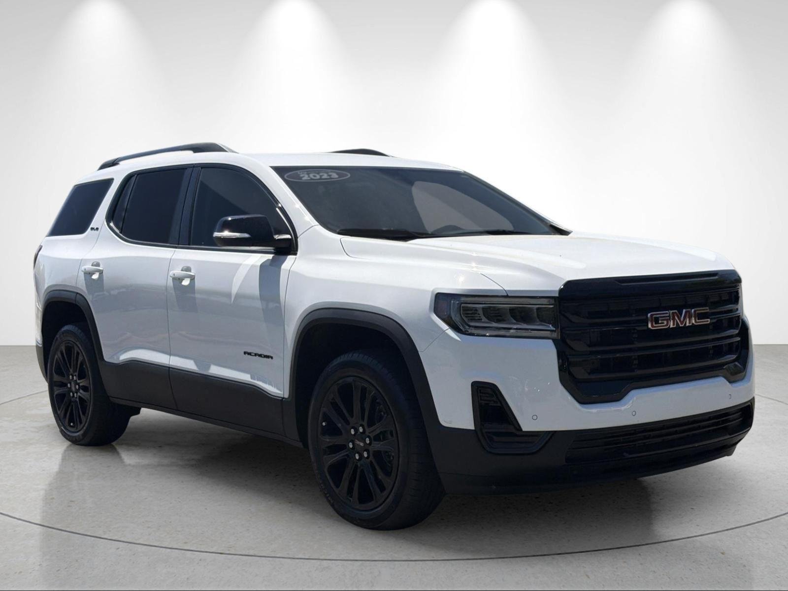Used 2023 Summit White GMC SLE image 7