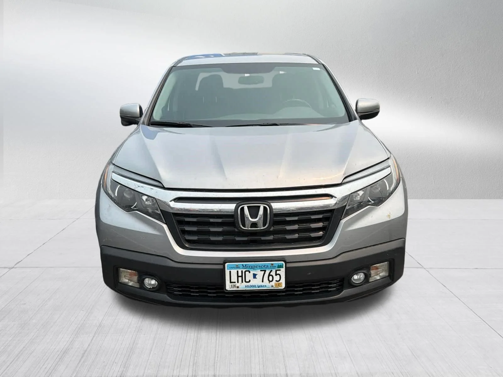 Used 2017 Lunar Silver Metallic Honda RTL-T image 2