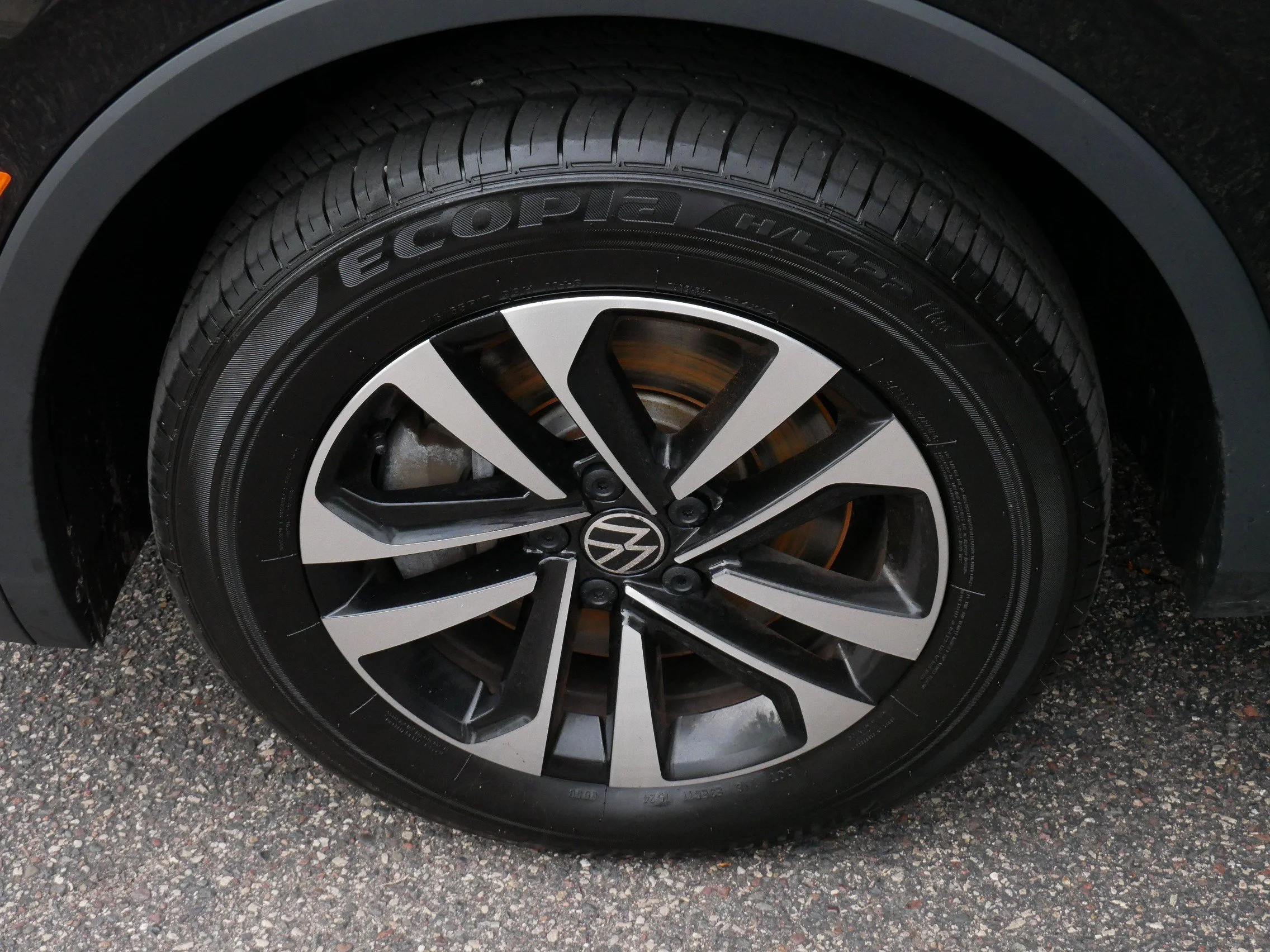 Certified Used 2024 Deep Black Pearl Volkswagen S image 15