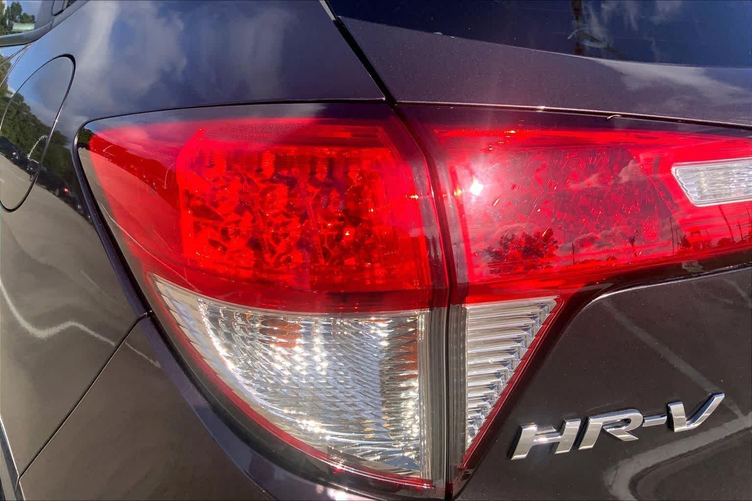 Used 2022 Midnight Amethyst Honda EX-L image 28
