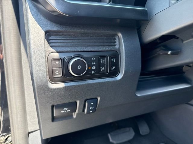 New 2026 Agate Black Metallic Ford Platinum image 25