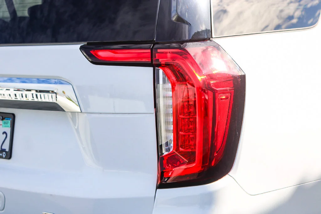 Used 2023 White GMC SLT image 10