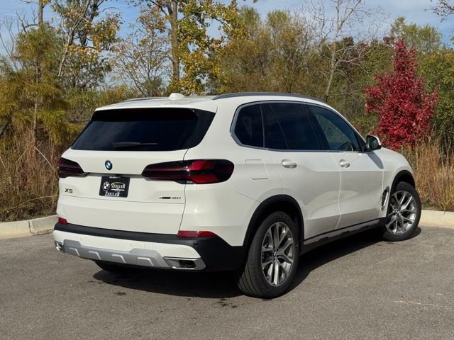 Used 2026 Alpine White BMW xDrive40i image 6
