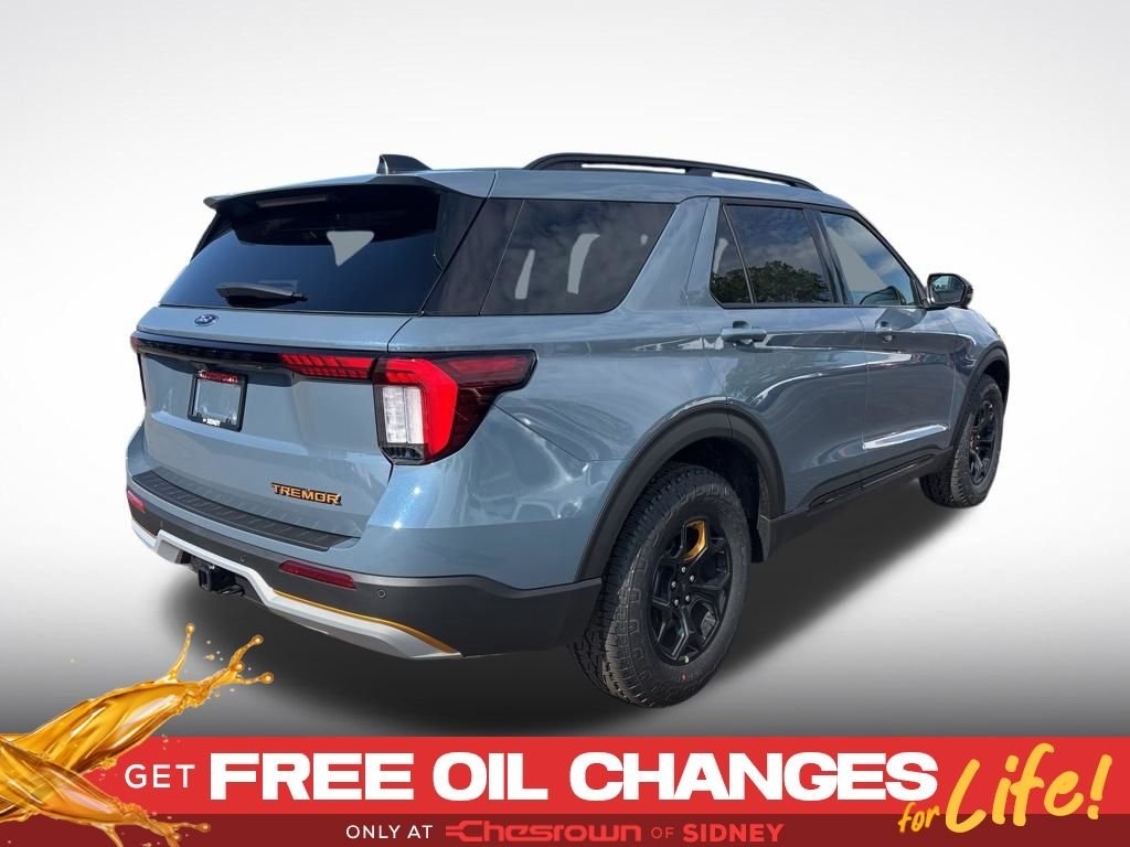 New 2026 Vapor Blue Metallic Ford Tremor® image 7