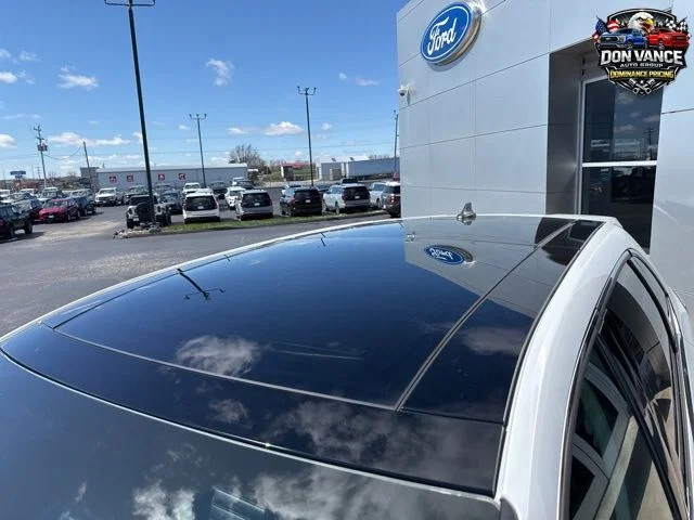 Used 2024 White Ford SEL image 8