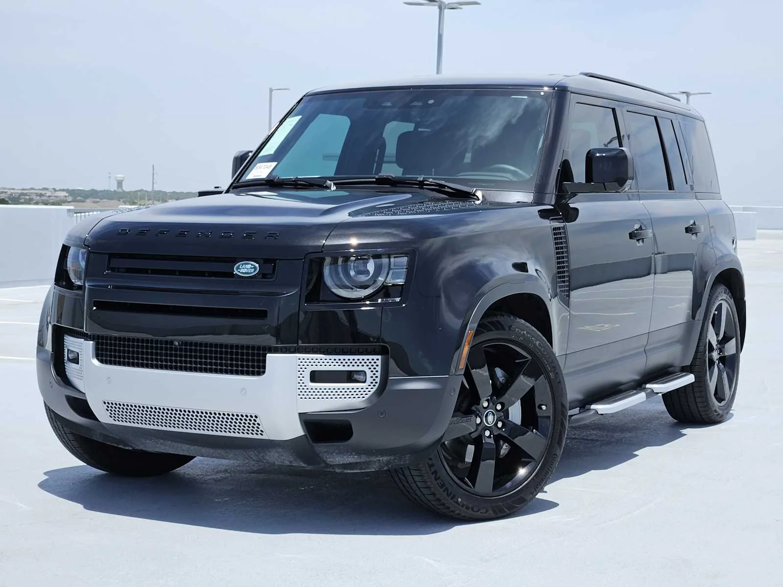 Pre-Owned 2025 Defender