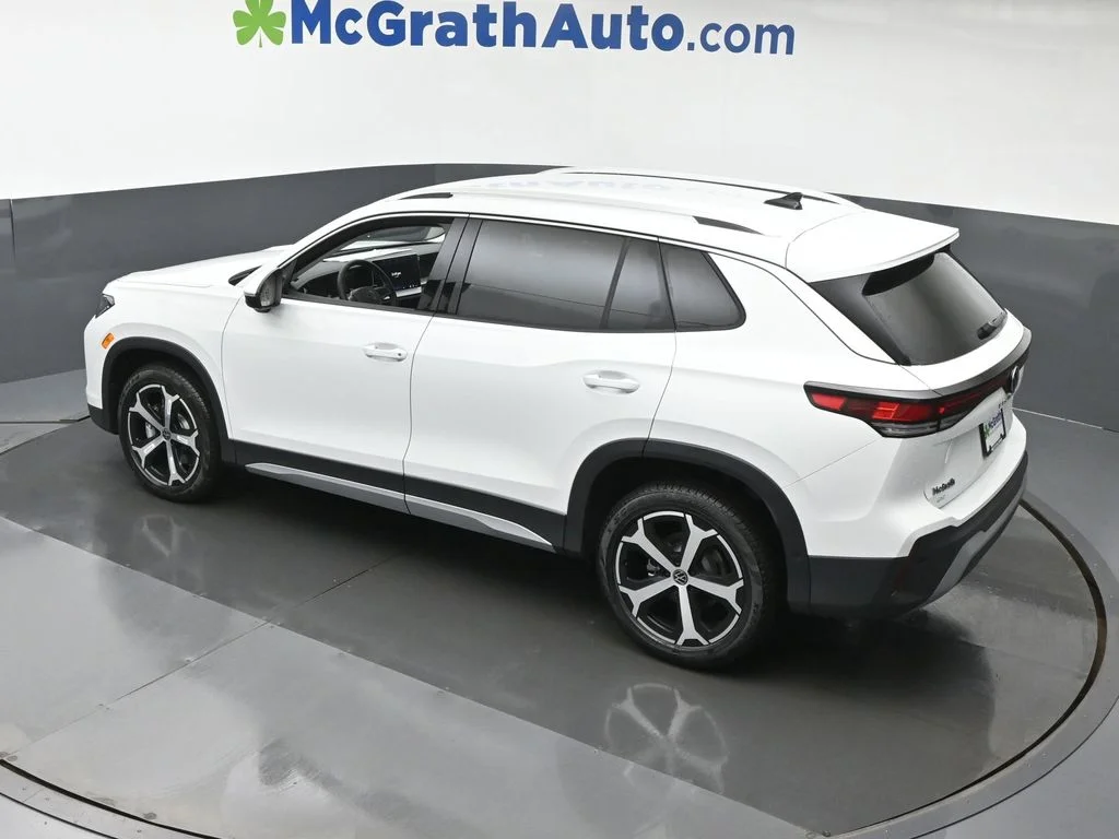 New 2026 White/off-white Volkswagen 2.0T SE image 19