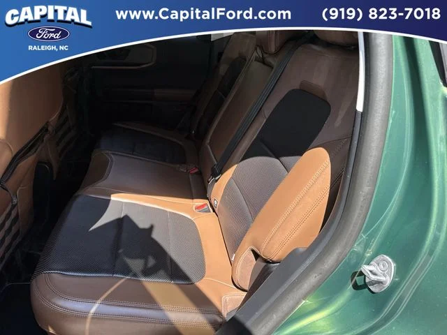 Used 2023 Green Ford Badlands image 18