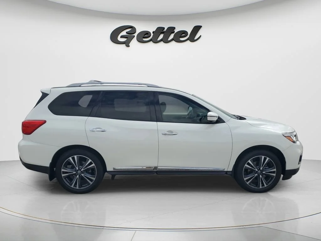Used 2019 White Nissan Platinum image 3