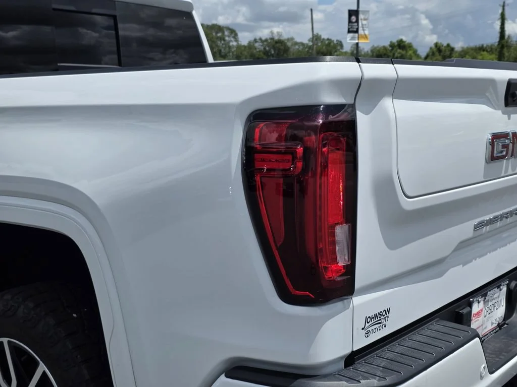 Used 2024 Summit White GMC AT4 image 11