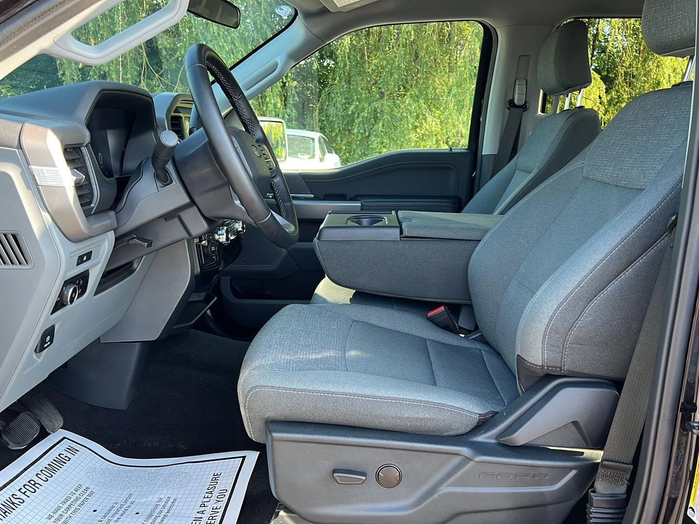 Used 2025 Agate Black Ford XLT image 4