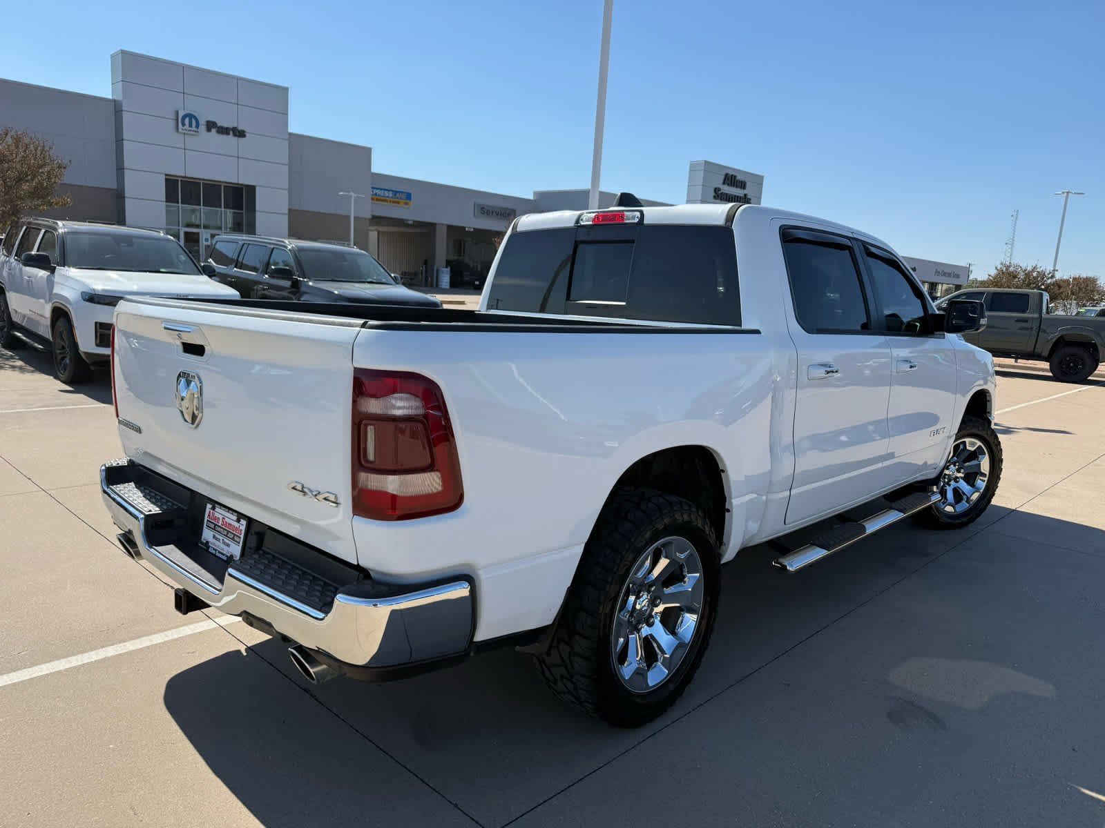 Used 2019 Bright White Clearcoat Ram Big Horn/Lone Star image 6