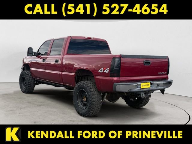 Used 2004 Red Chevrolet LS image 3
