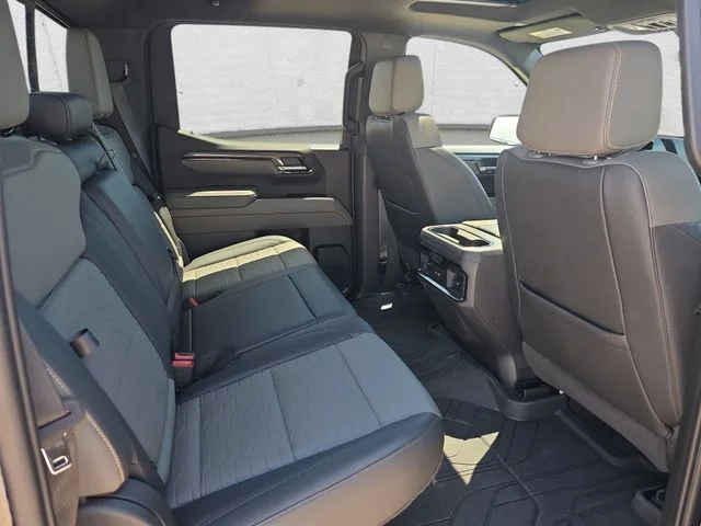 Used 2022 Black Chevrolet ZR2 image 11