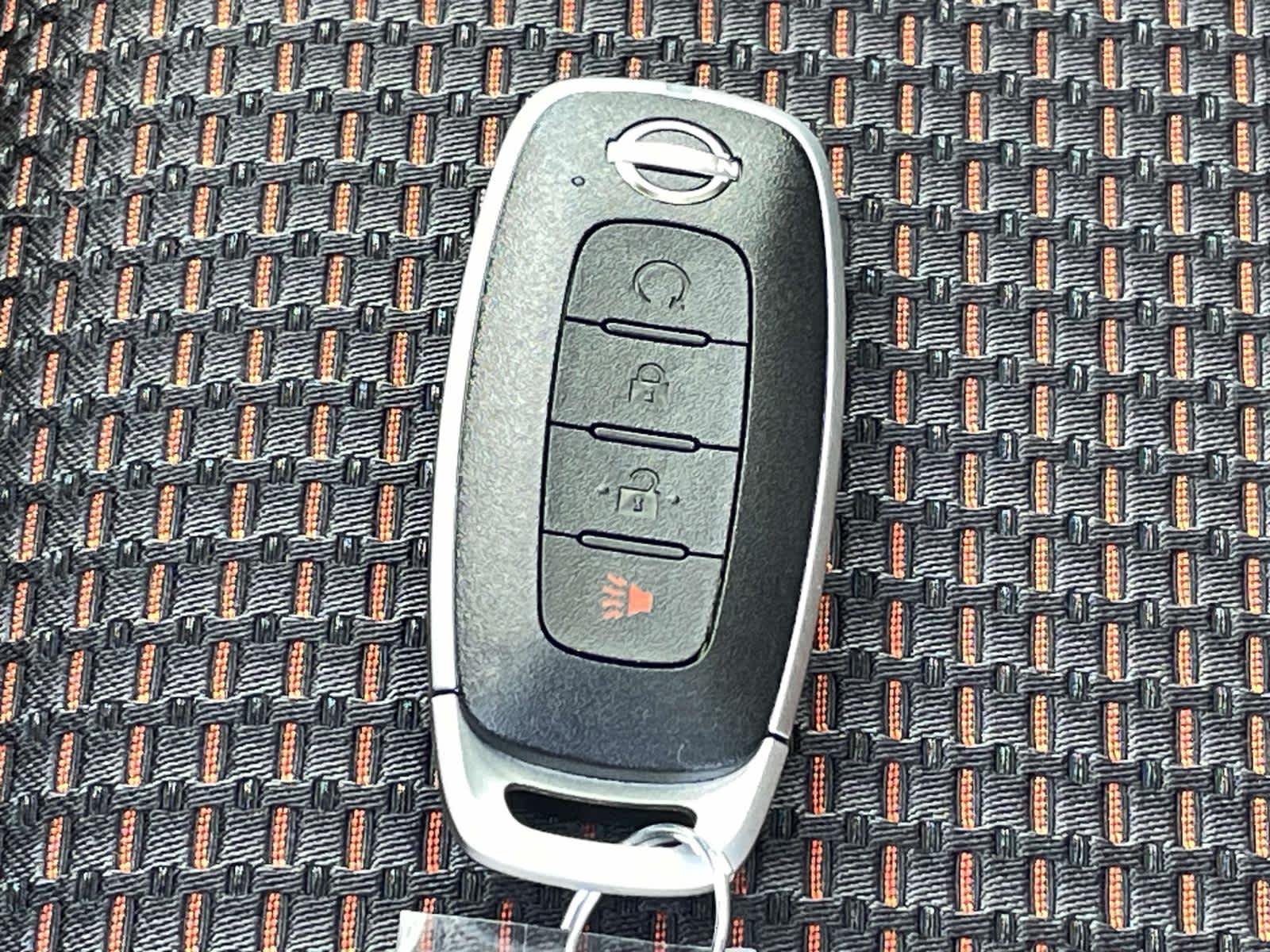 New 2026 Gun Metallic/Scarlet Ember Tintcoat Nissan SR image 4