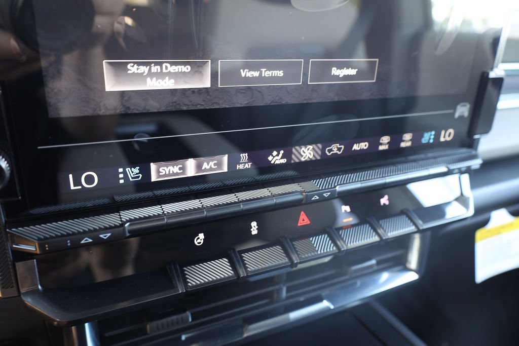 2026 GMC HUMMER EV 2X - Photo 16