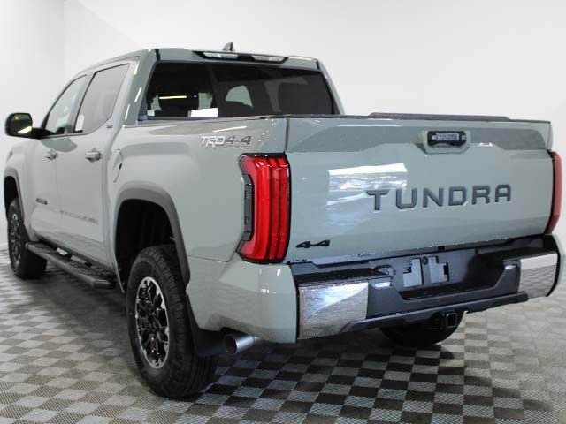 2026 Toyota Tundra SR5 - Photo 8