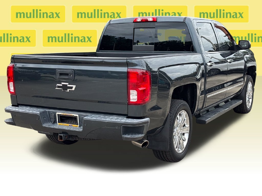 Used 2018 Gray Chevrolet High Country image 3