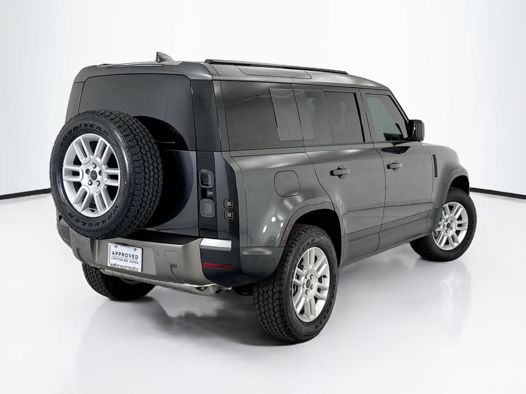 Used 2026 Carpathian Grey Prem Met Land Rover S image 5