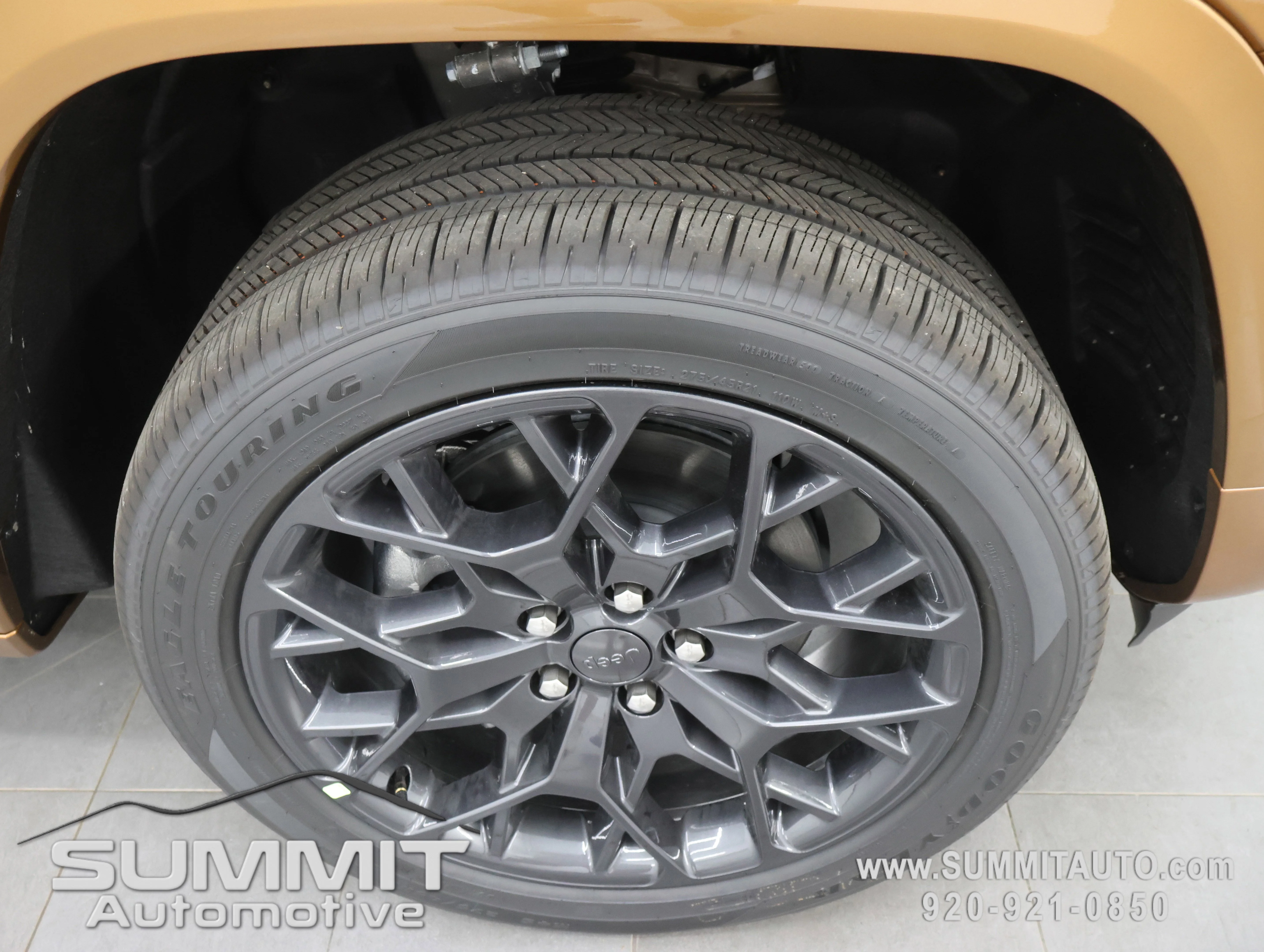 New 2026 Copper Shino Metallic Clear-Coat Exterior Paint Jeep Summit image 3