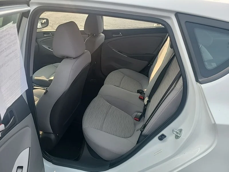 Used 2017 White Hyundai SE image 12