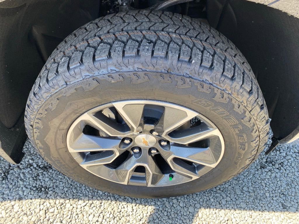 2025 Chevrolet Silverado 1500 LT - Photo 23