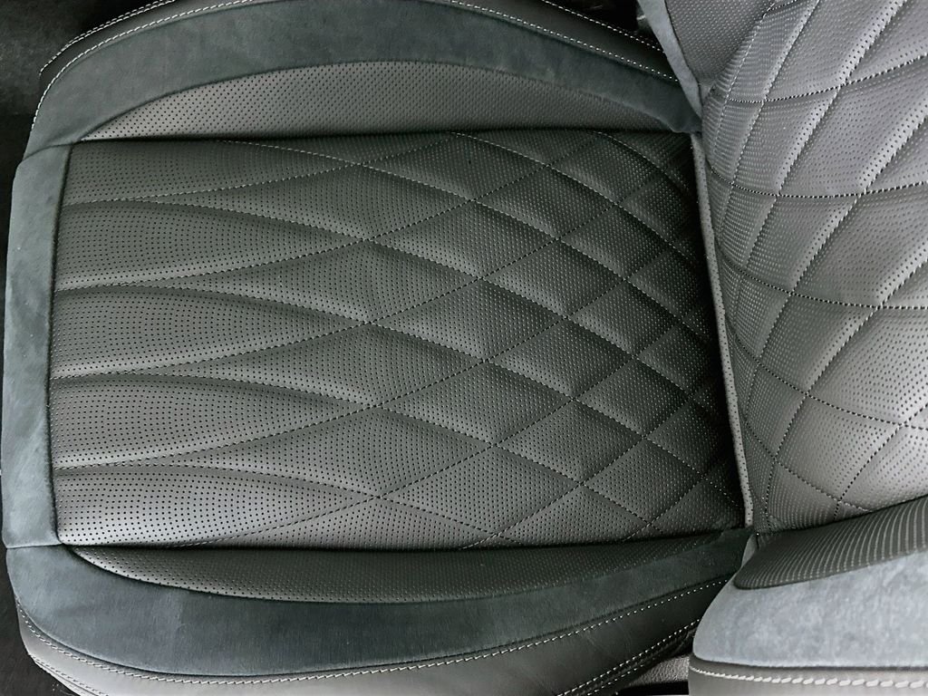 New 2026 Polar White Mercedes-Benz GLE 63 S AMG® image 20