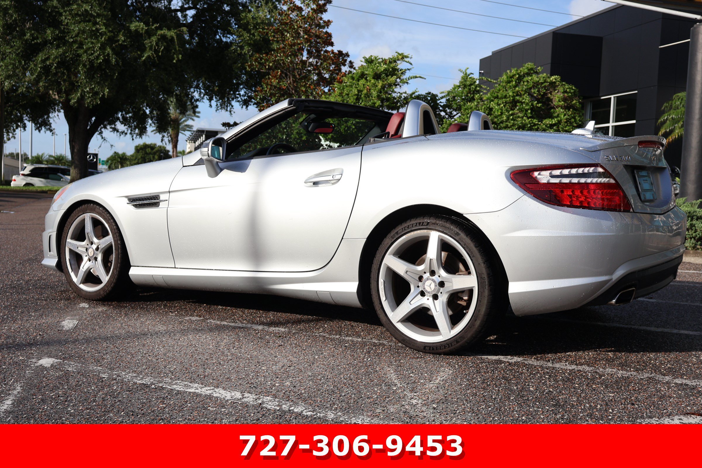 Used 2016 Silver Mercedes-Benz SLK 300 image 7