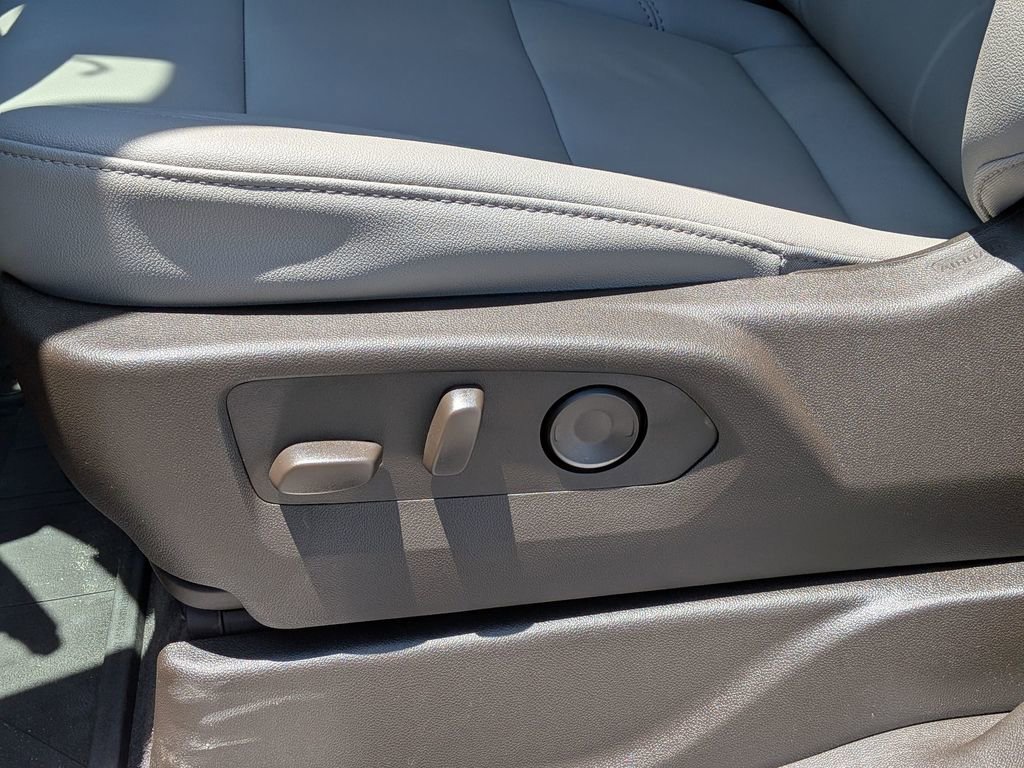 2026 Chevrolet Tahoe LT - Photo 16
